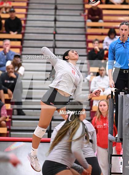 Thumbnail 2 in Mater Dei vs. Redondo Union (CIF State Open First Round Playoffs) photogallery.