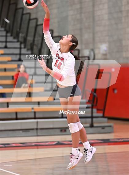 Thumbnail 1 in Mater Dei vs. Redondo Union (CIF State Open First Round Playoffs) photogallery.