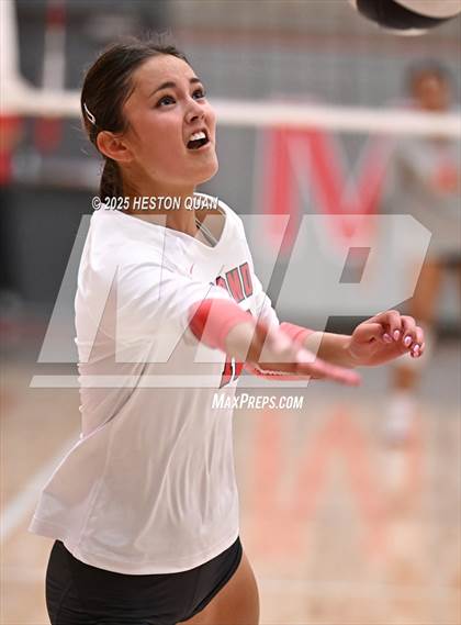 Thumbnail 3 in Mater Dei vs. Redondo Union (CIF State Open First Round Playoffs) photogallery.