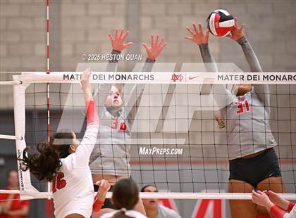 Thumbnail 3 in Mater Dei vs. Redondo Union (CIF State Open First Round Playoffs) photogallery.