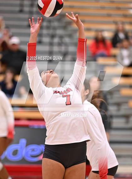 Thumbnail 3 in Mater Dei vs. Redondo Union (CIF State Open First Round Playoffs) photogallery.