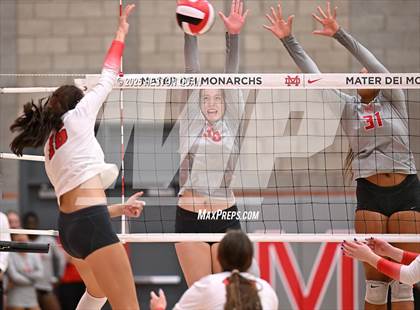 Thumbnail 1 in Mater Dei vs. Redondo Union (CIF State Open First Round Playoffs) photogallery.