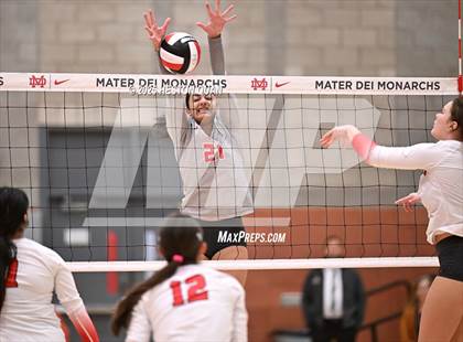 Thumbnail 2 in Mater Dei vs. Redondo Union (CIF State Open First Round Playoffs) photogallery.
