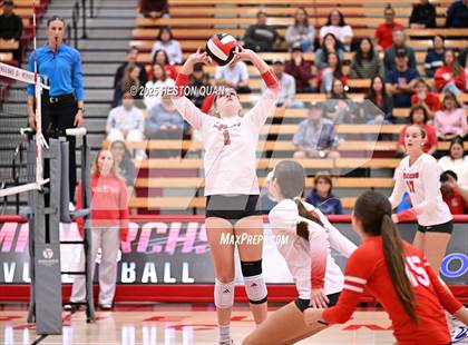 Thumbnail 1 in Mater Dei vs. Redondo Union (CIF State Open First Round Playoffs) photogallery.