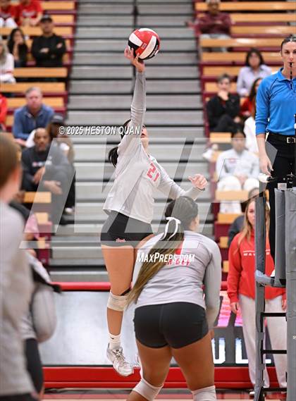 Thumbnail 3 in Mater Dei vs. Redondo Union (CIF State Open First Round Playoffs) photogallery.