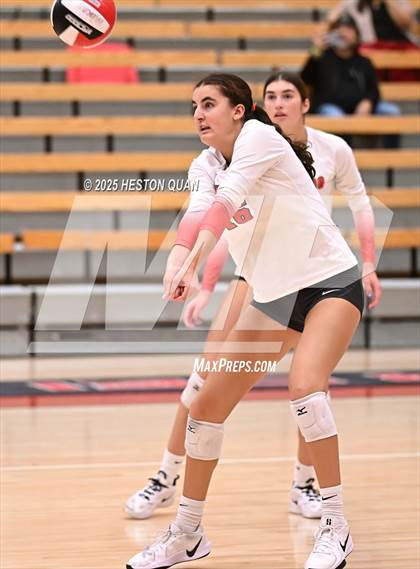 Thumbnail 2 in Mater Dei vs. Redondo Union (CIF State Open First Round Playoffs) photogallery.