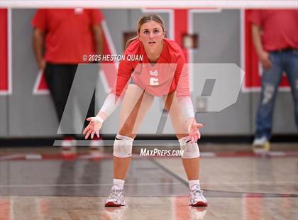 Thumbnail 2 in Mater Dei vs. Redondo Union (CIF State Open First Round Playoffs) photogallery.