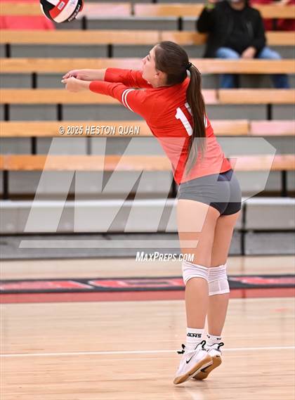 Thumbnail 2 in Mater Dei vs. Redondo Union (CIF State Open First Round Playoffs) photogallery.