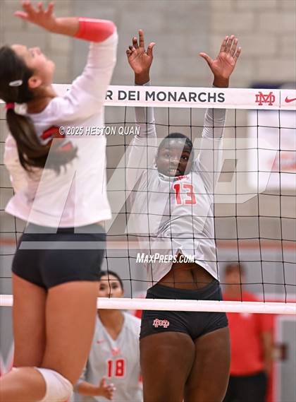 Thumbnail 3 in Mater Dei vs. Redondo Union (CIF State Open First Round Playoffs) photogallery.