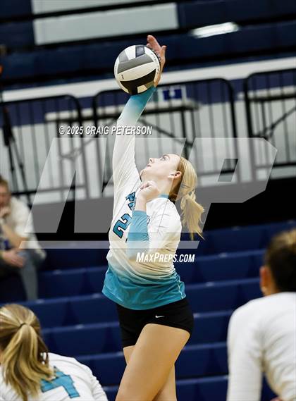 Thumbnail 1 in Farmington @ Ridgeline photogallery.