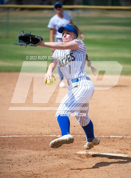 Thumbnail 2 in Carlsbad @ San Pasqual photogallery.