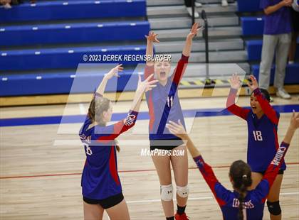 Thumbnail 1 in Longmont @ Centaurus photogallery.