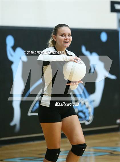 Thumbnail 1 in South View @ Overhills photogallery.