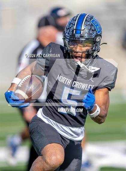 Thumbnail 3 in Byron Nelson @ North Crowley (UIL Football 6A DI Bi-District) photogallery.