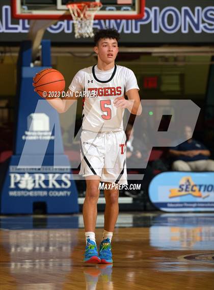 Thumbnail 1 in The Leffell School vs. Tuckahoe (NYSPHSAA Section 1 Class C Semifinal) photogallery.