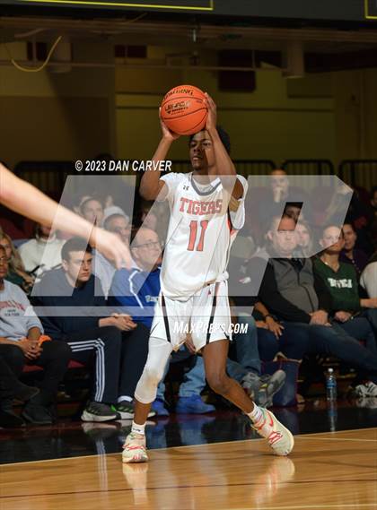 Thumbnail 2 in The Leffell School vs. Tuckahoe (NYSPHSAA Section 1 Class C Semifinal) photogallery.