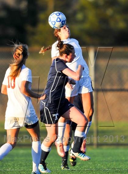 Thumbnail 2 in North Rockland vs. Webster Thomas (NYPHSAA Class AA Semifinal) photogallery.