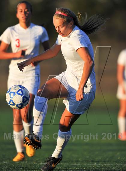 Thumbnail 1 in North Rockland vs. Webster Thomas (NYPHSAA Class AA Semifinal) photogallery.