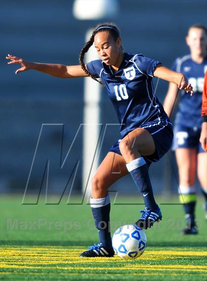 Thumbnail 3 in North Rockland vs. Webster Thomas (NYPHSAA Class AA Semifinal) photogallery.