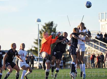 Thumbnail 2 in North Rockland vs. Webster Thomas (NYPHSAA Class AA Semifinal) photogallery.