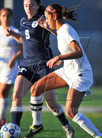 Thumbnail 1 in North Rockland vs. Webster Thomas (NYPHSAA Class AA Semifinal) photogallery.