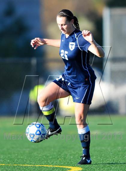 Thumbnail 2 in North Rockland vs. Webster Thomas (NYPHSAA Class AA Semifinal) photogallery.