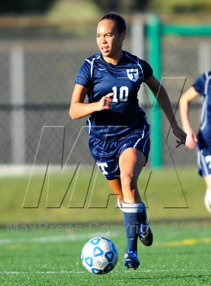 Thumbnail 3 in North Rockland vs. Webster Thomas (NYPHSAA Class AA Semifinal) photogallery.