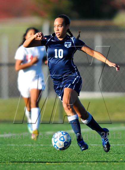 Thumbnail 2 in North Rockland vs. Webster Thomas (NYPHSAA Class AA Semifinal) photogallery.