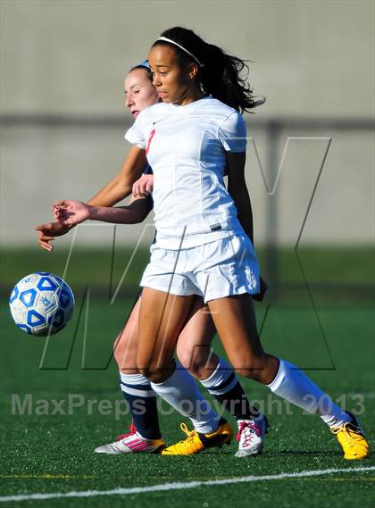 Thumbnail 2 in North Rockland vs. Webster Thomas (NYPHSAA Class AA Semifinal) photogallery.