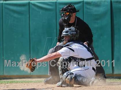 Thumbnail 3 in Menlo-Atherton @ Carlmont photogallery.