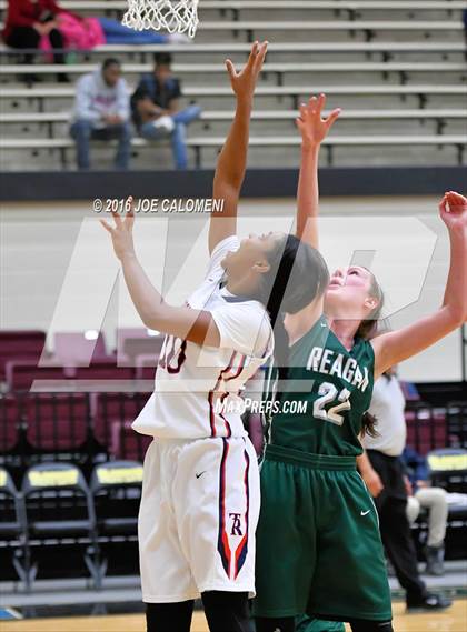 Thumbnail 3 in Reagan [Ronald] vs Roosevelt [Theodore] photogallery.