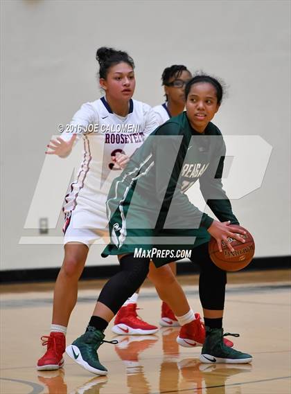 Thumbnail 1 in Reagan [Ronald] vs Roosevelt [Theodore] photogallery.