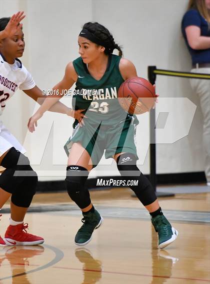 Thumbnail 1 in Reagan [Ronald] vs Roosevelt [Theodore] photogallery.