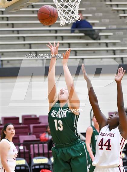 Thumbnail 2 in Reagan [Ronald] vs Roosevelt [Theodore] photogallery.