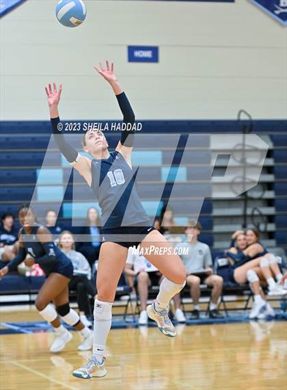 Thumbnail 2 in Calvary Christian @ Berkeley Prep photogallery.