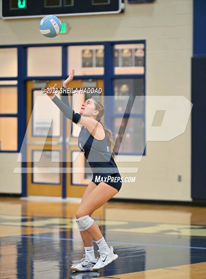 Thumbnail 3 in Calvary Christian @ Berkeley Prep photogallery.