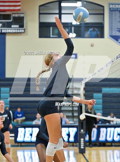 Thumbnail 3 in Calvary Christian @ Berkeley Prep photogallery.