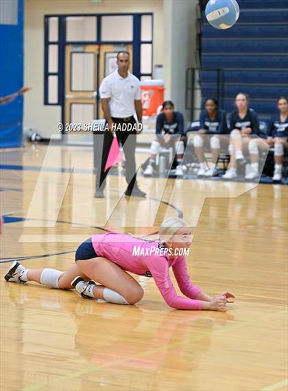 Thumbnail 2 in Calvary Christian @ Berkeley Prep photogallery.