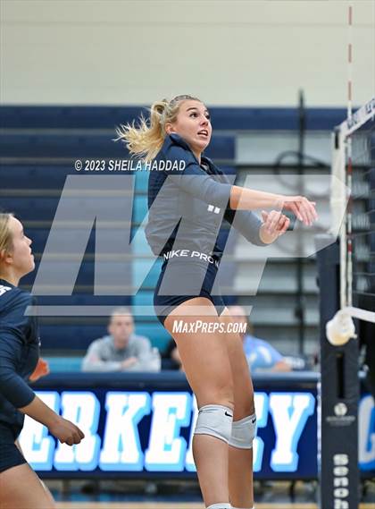 Thumbnail 1 in Calvary Christian @ Berkeley Prep photogallery.