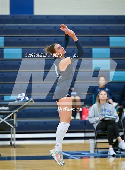 Thumbnail 3 in Calvary Christian @ Berkeley Prep photogallery.