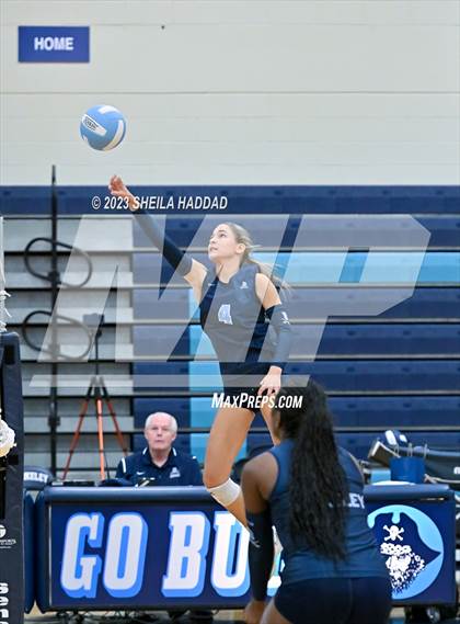 Thumbnail 2 in Calvary Christian @ Berkeley Prep photogallery.
