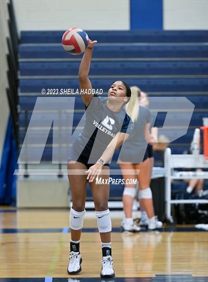 Thumbnail 2 in Calvary Christian @ Berkeley Prep photogallery.