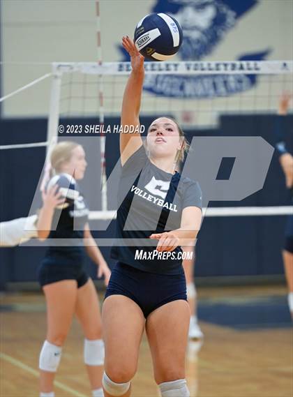 Thumbnail 3 in Calvary Christian @ Berkeley Prep photogallery.