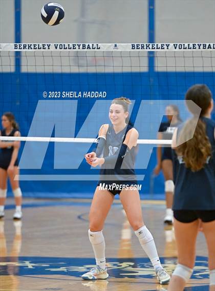 Thumbnail 3 in Calvary Christian @ Berkeley Prep photogallery.
