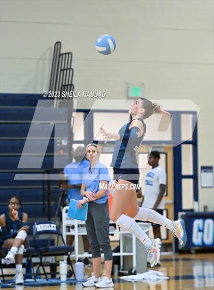 Thumbnail 3 in Calvary Christian @ Berkeley Prep photogallery.