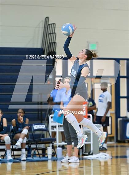 Thumbnail 1 in Calvary Christian @ Berkeley Prep photogallery.