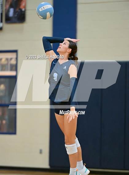 Thumbnail 3 in Calvary Christian @ Berkeley Prep photogallery.