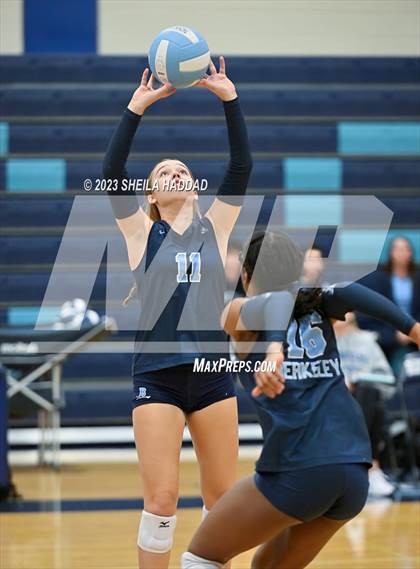 Thumbnail 3 in Calvary Christian @ Berkeley Prep photogallery.