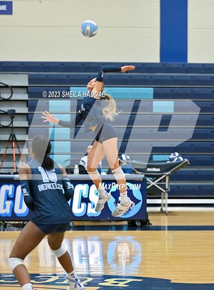 Thumbnail 3 in Calvary Christian @ Berkeley Prep photogallery.