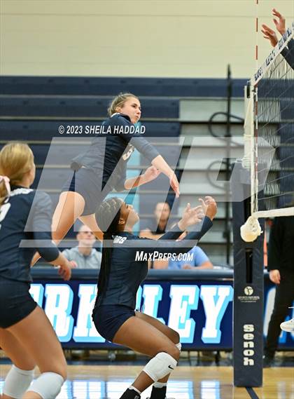 Thumbnail 1 in Calvary Christian @ Berkeley Prep photogallery.